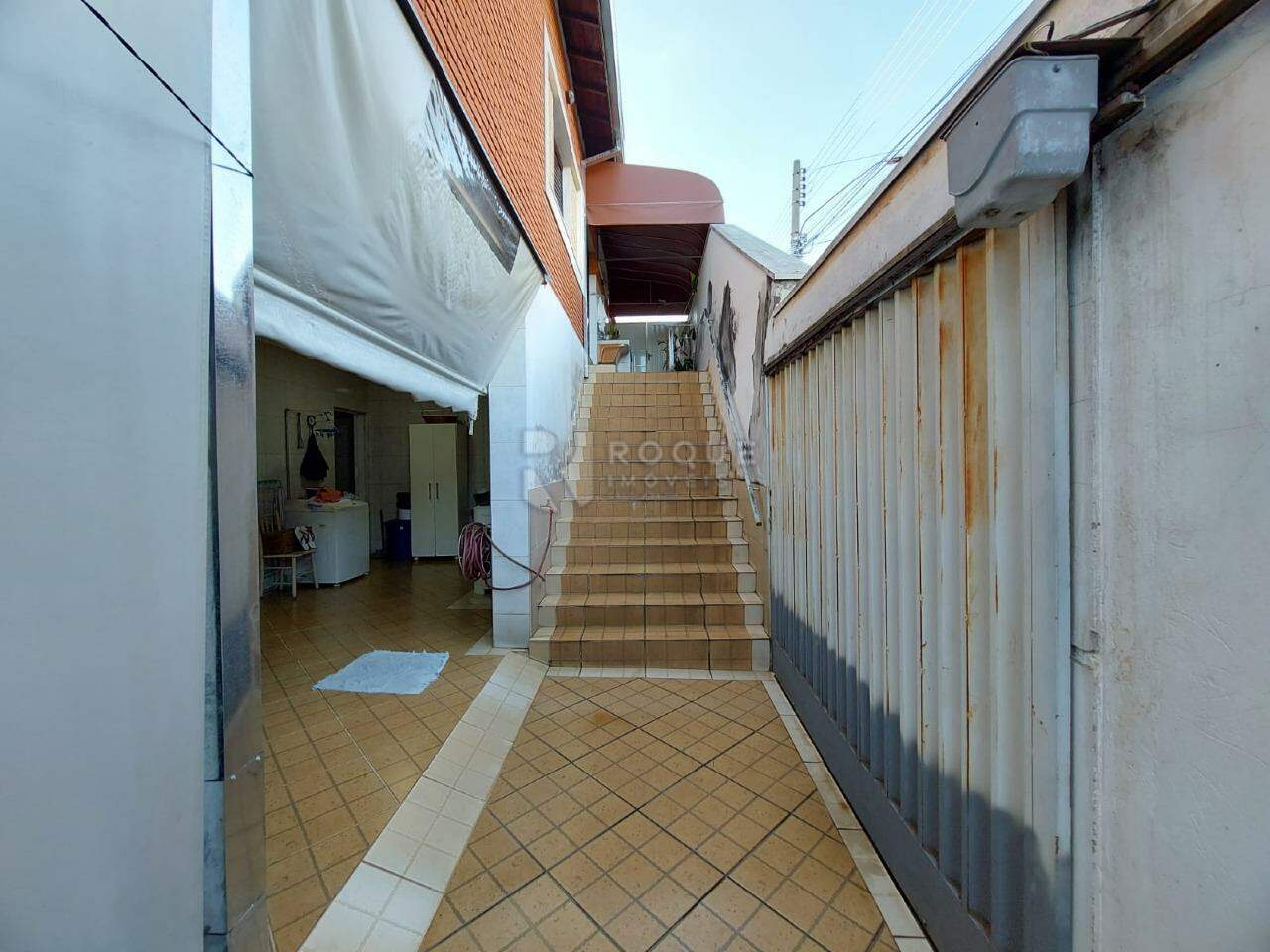 Casa Residencial à venda no bairro Vila Castelar: 