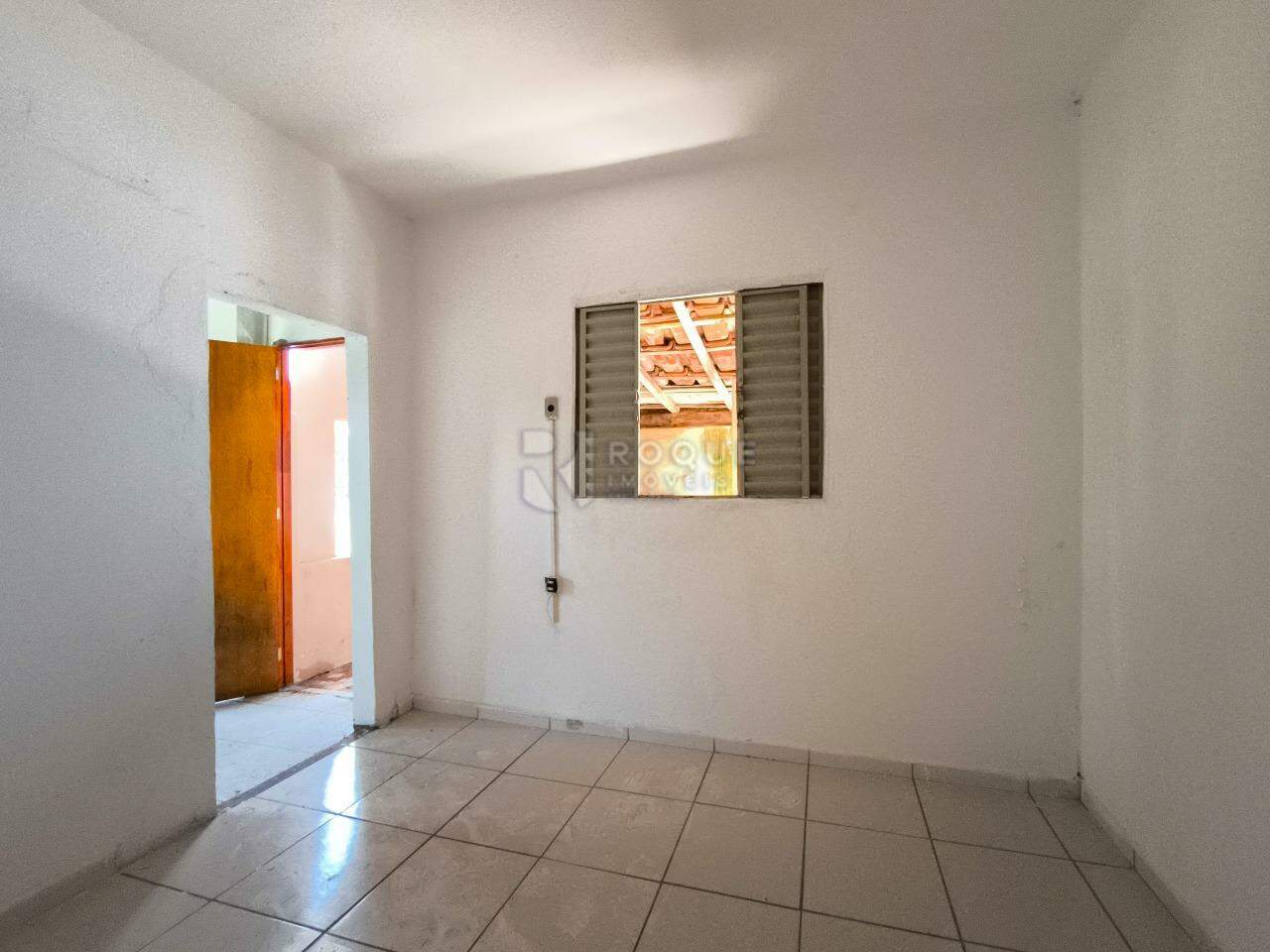 Casa Residencial à venda no bairro Vila Queiroz: DORMITÓRIO 1 CASA 2