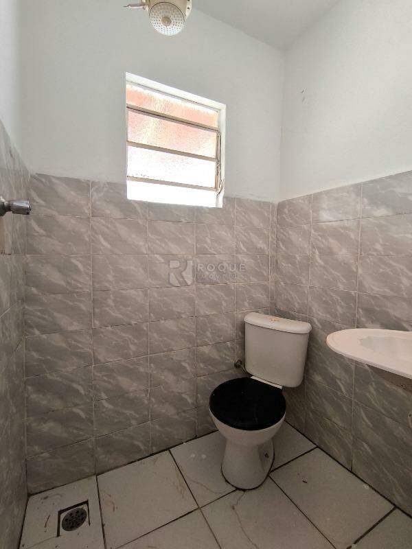 Casa Residencial à venda no bairro Vila Queiroz: BANHEIRO SOCIAL CASA 2
