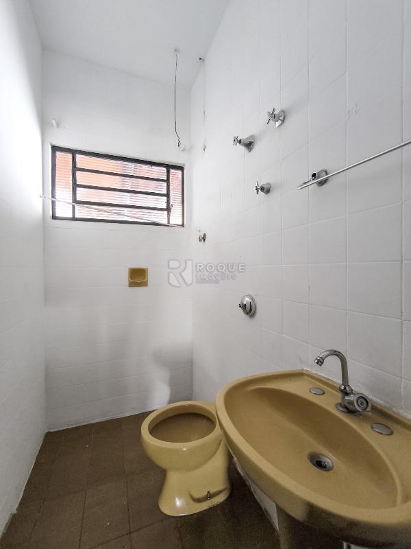 Casa Residencial à venda no bairro Jardim São Paulo: BANHEIRO SOCIAL