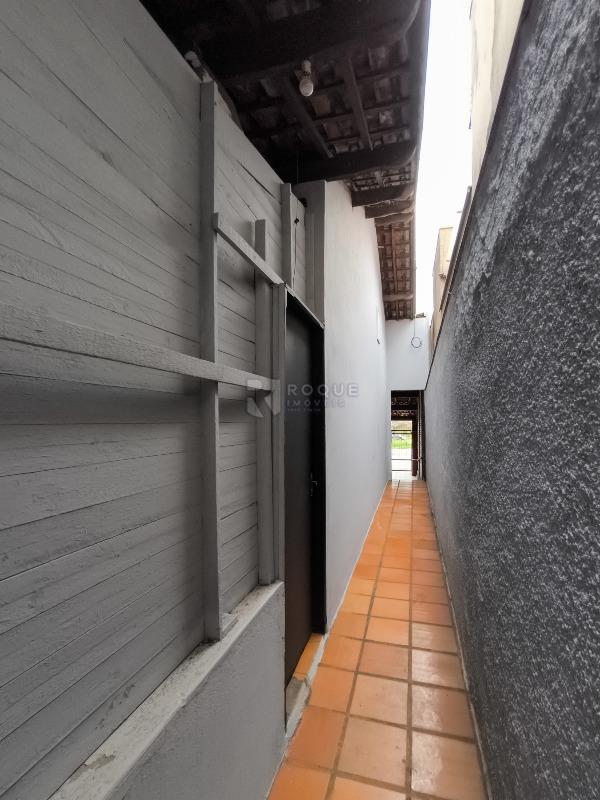 Casa Residencial à venda no bairro Jardim São Paulo: LATERAL EXTERNA