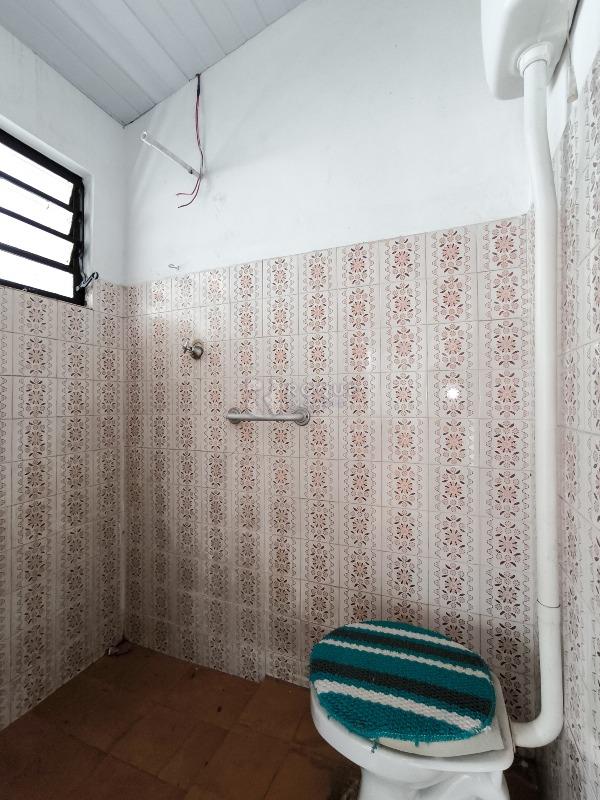 Casa Residencial à venda no bairro Jardim São Paulo: BANHEIRO DO RANCHO