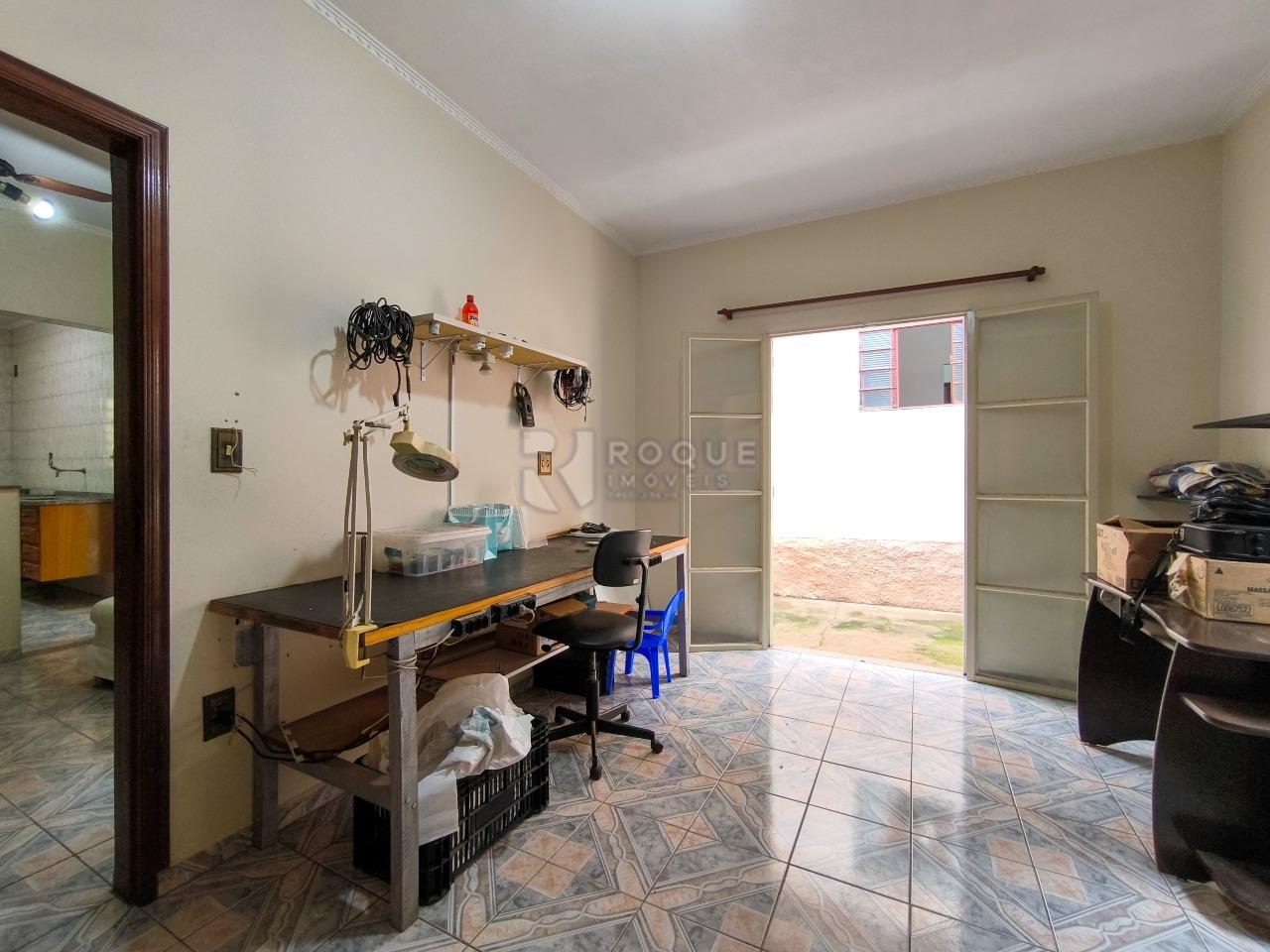 Casa Residencial à venda no bairro Vila Queiroz: DORMITÓRIO CASA 2