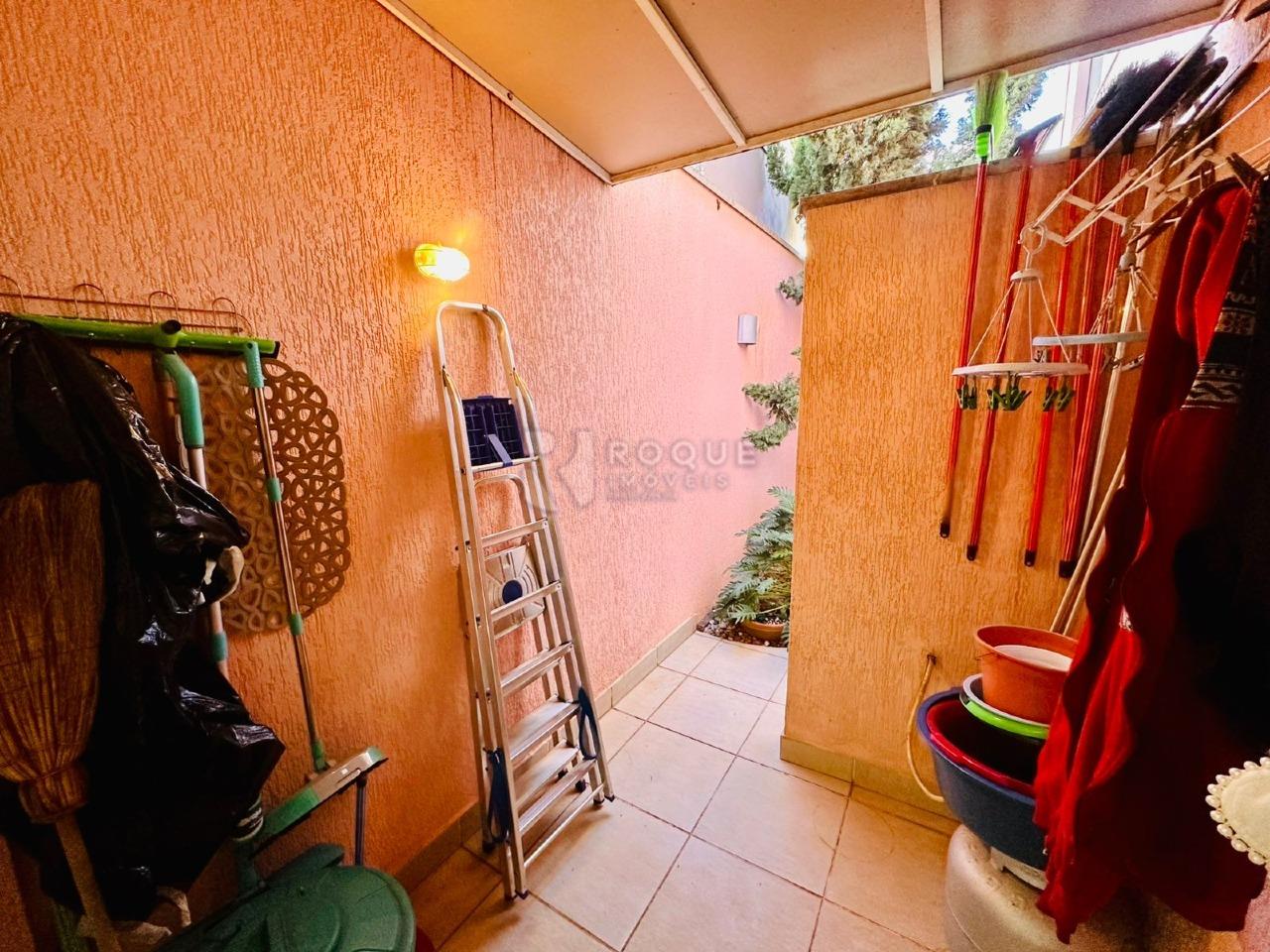 Casa em condomínio à venda no bairro Parque Residencial Roland: DESPEJO