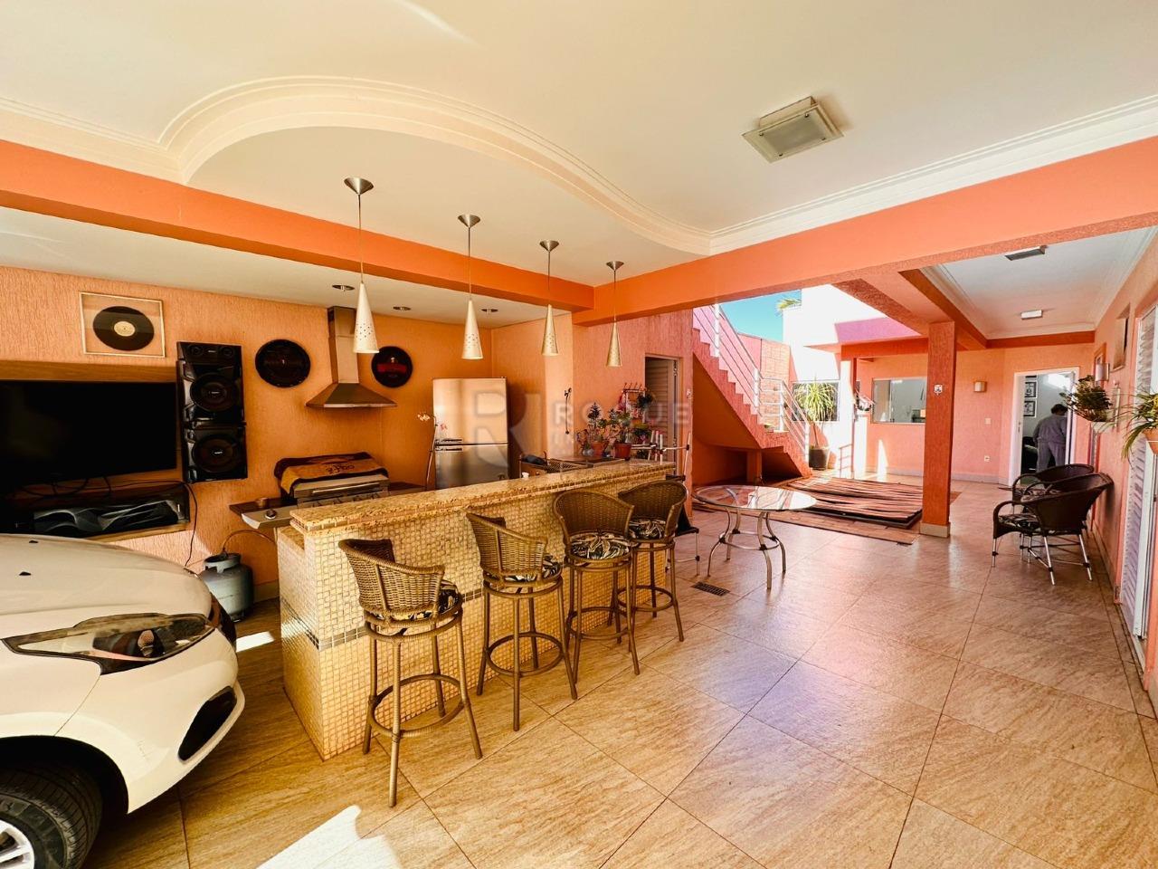 Casa em condomínio à venda no bairro Parque Residencial Roland: AREA DE LAZER 