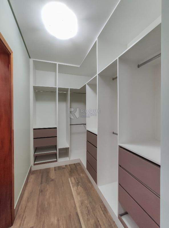 Casa em condomínio para aluguel no bairro Portal de São Clemente: Closet suíte 1