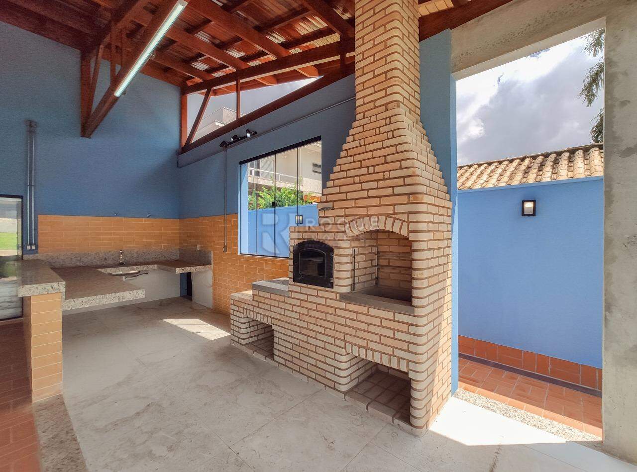 Casa em condomínio para aluguel no bairro Portal de São Clemente: Churrasqueira rancho fundo  