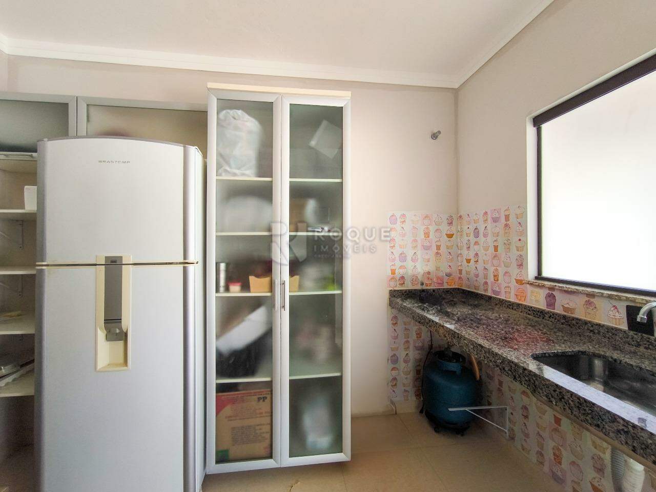 Chácara à venda no bairro Jardim Residencial Recanto Alvorada: COZINHA EXTERNA