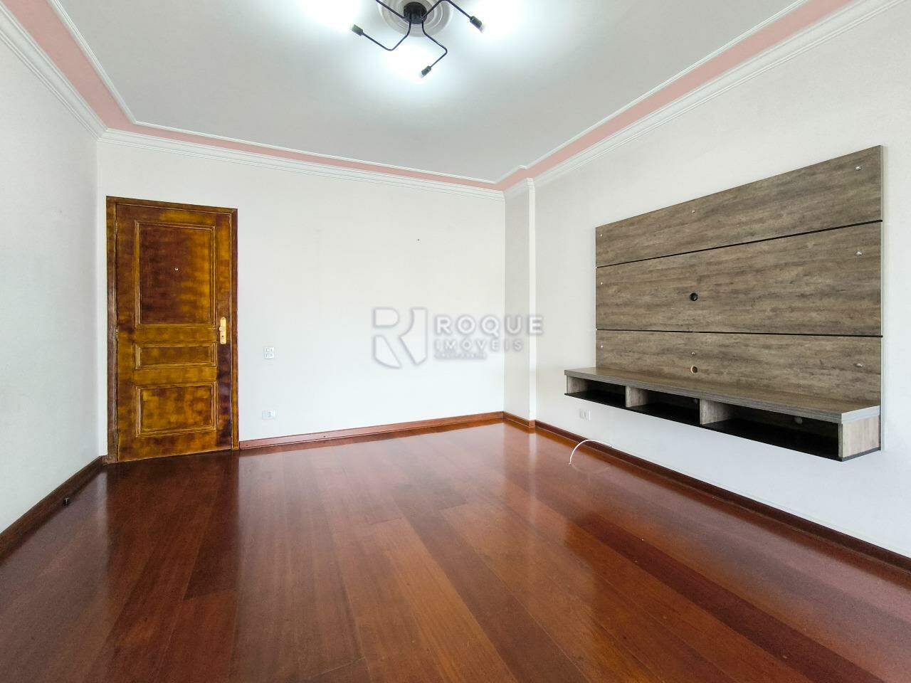 Apartamento para aluguel no bairro Centro: Sala