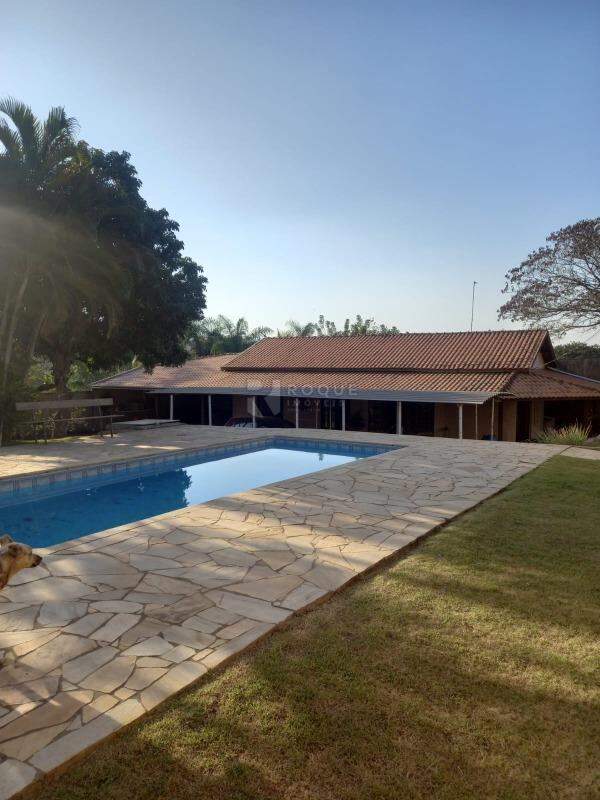 Chácara à venda - Jardim Lagoa Nova, Limeira - SP 800m² | , 10 vagas