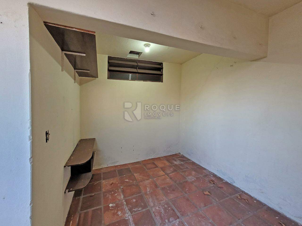 Casa Residencial à venda no bairro Jardim Piratininga: LAVANDERIA