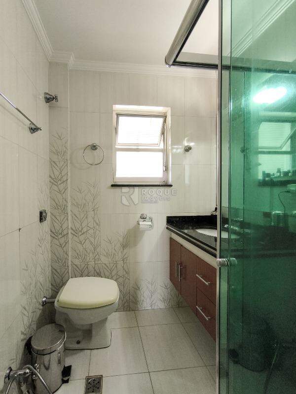 Apartamento à venda no bairro Centro: BANHEIRO SOCIAL