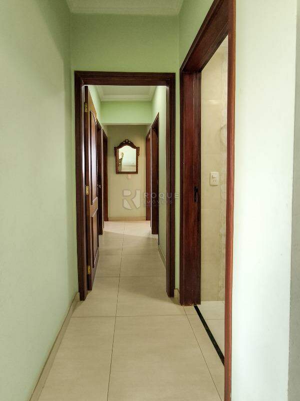 Apartamento à venda no bairro Centro: CORREDOR INTERNO