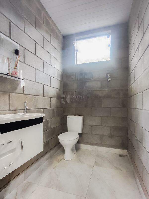 Barracão/Galpão para aluguel no bairro Jardim Nova Suiça: WC 02