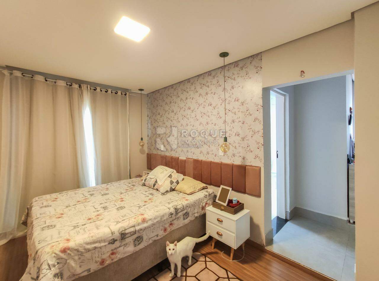 Chácara à venda no bairro Residencial Interlagos: Dormitório 1 suíte 