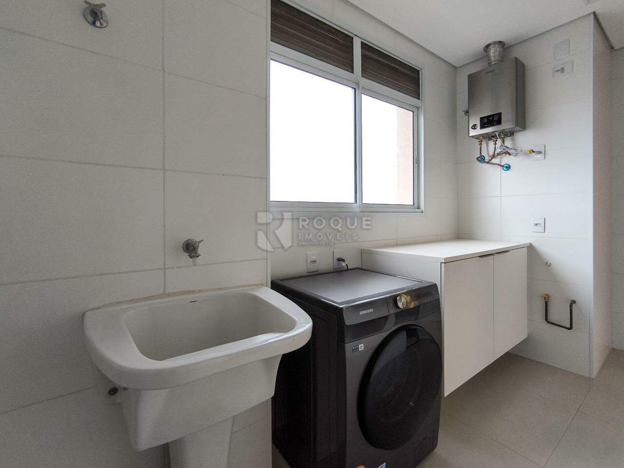 Apartamento à venda no bairro Graminha: LAVANDERIA