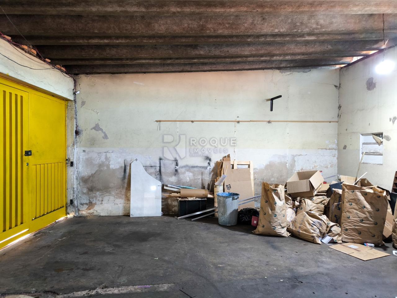 Barracão/Galpão à venda no bairro Chácaras Antonieta: GARAGEM