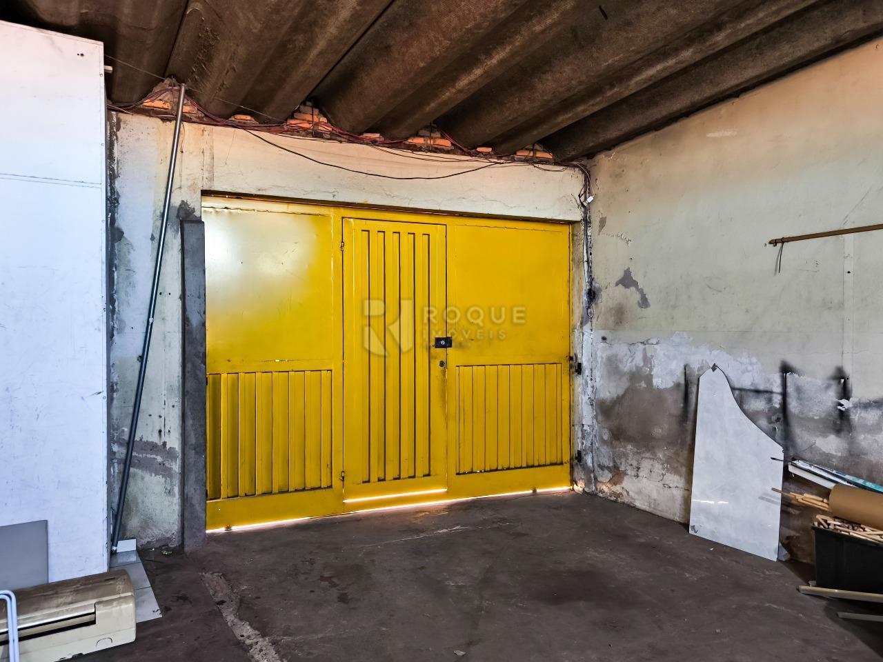 Barracão/Galpão à venda no bairro Chácaras Antonieta: GARAGEM