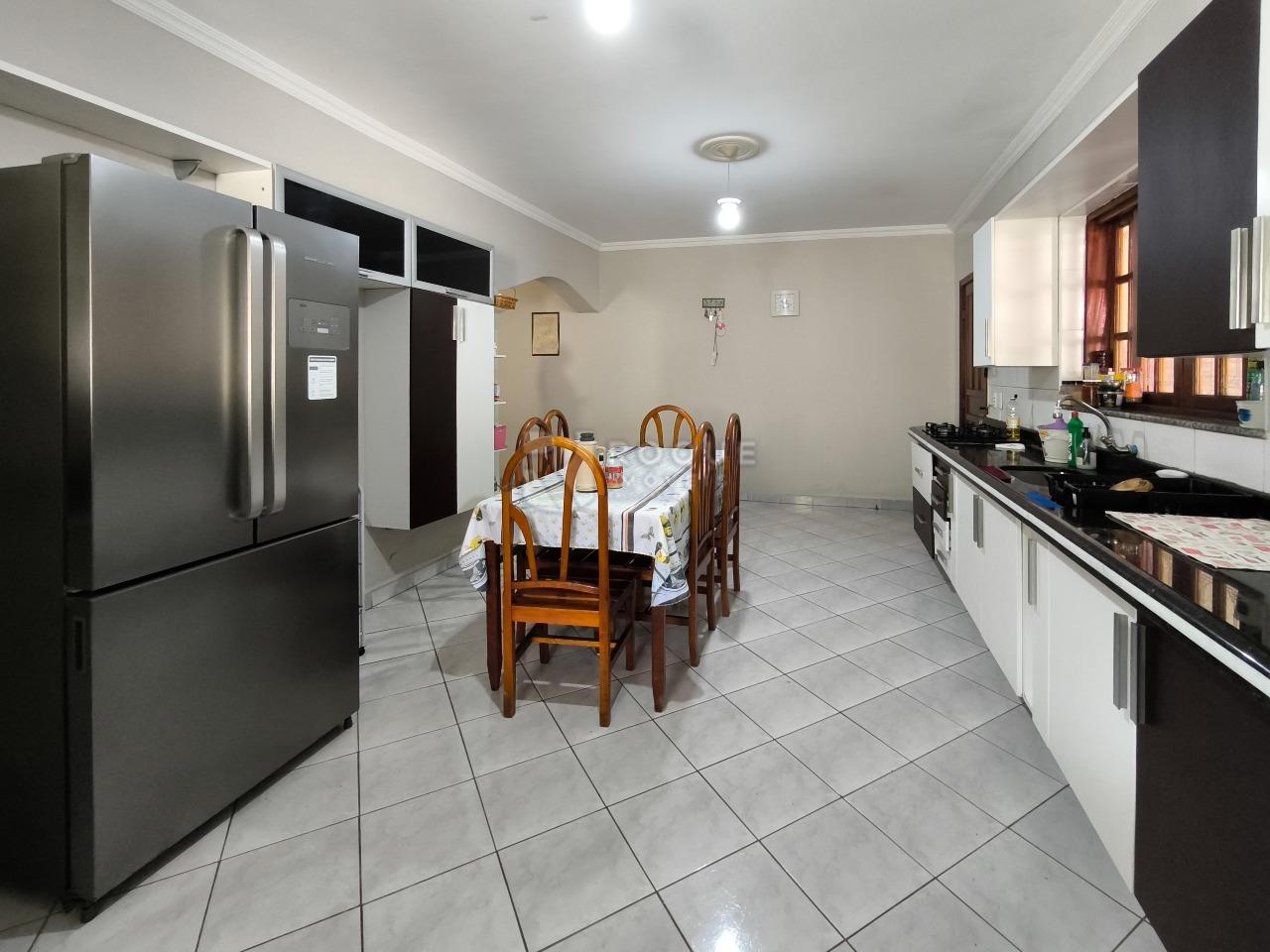 Casa Residencial à venda no bairro Jardim Canaa: COZINHA