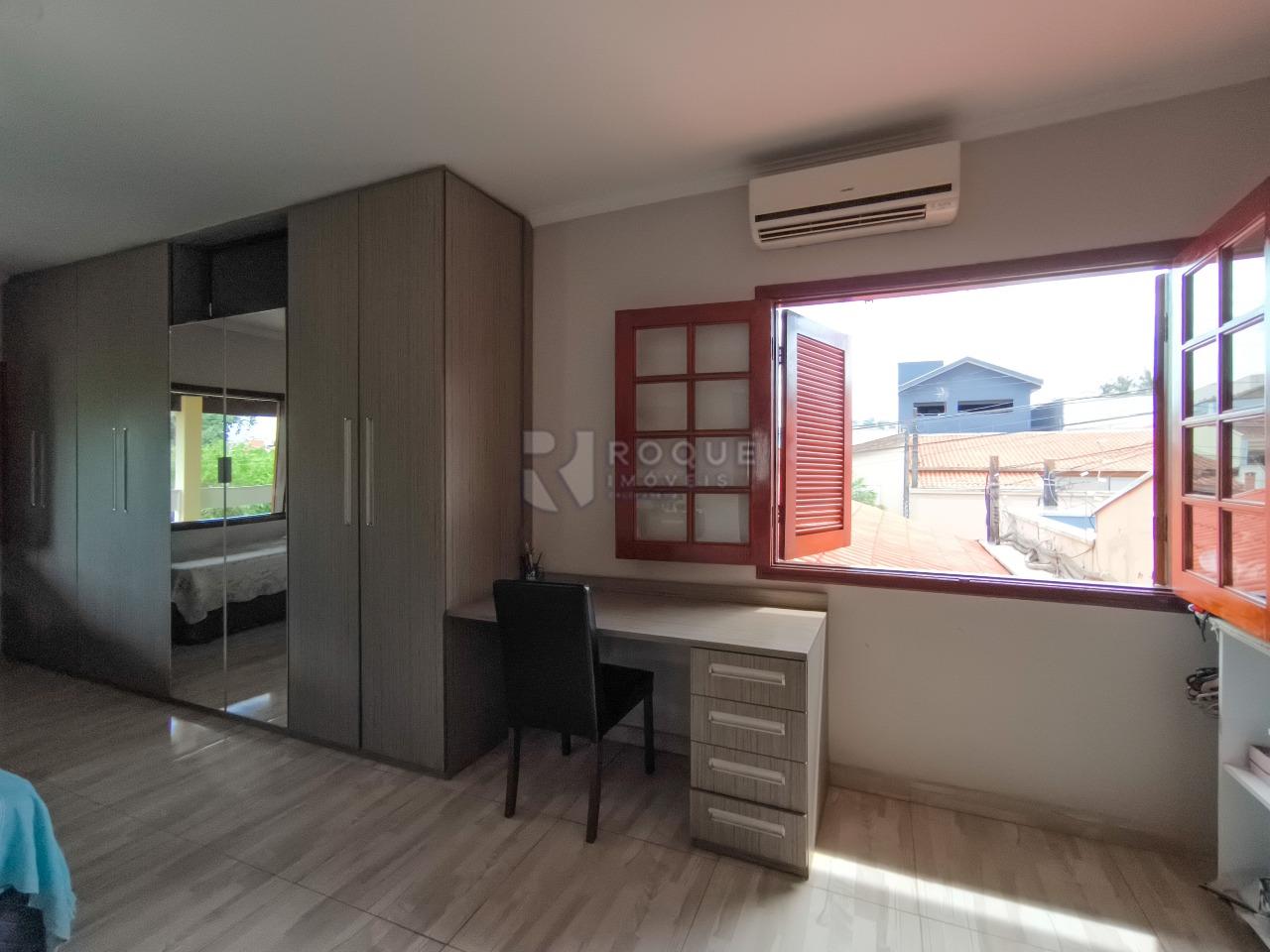 Casa Residencial à venda no bairro Jardim Canaa: SUÍTE