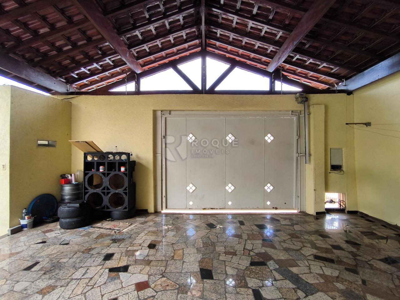 Casa Residencial à venda no bairro Jardim Canaa: GARAGEM