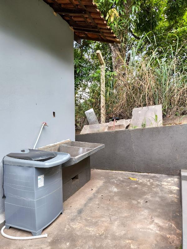 Chácara à venda no bairro Bairro dos Pires: LAVANDERIA