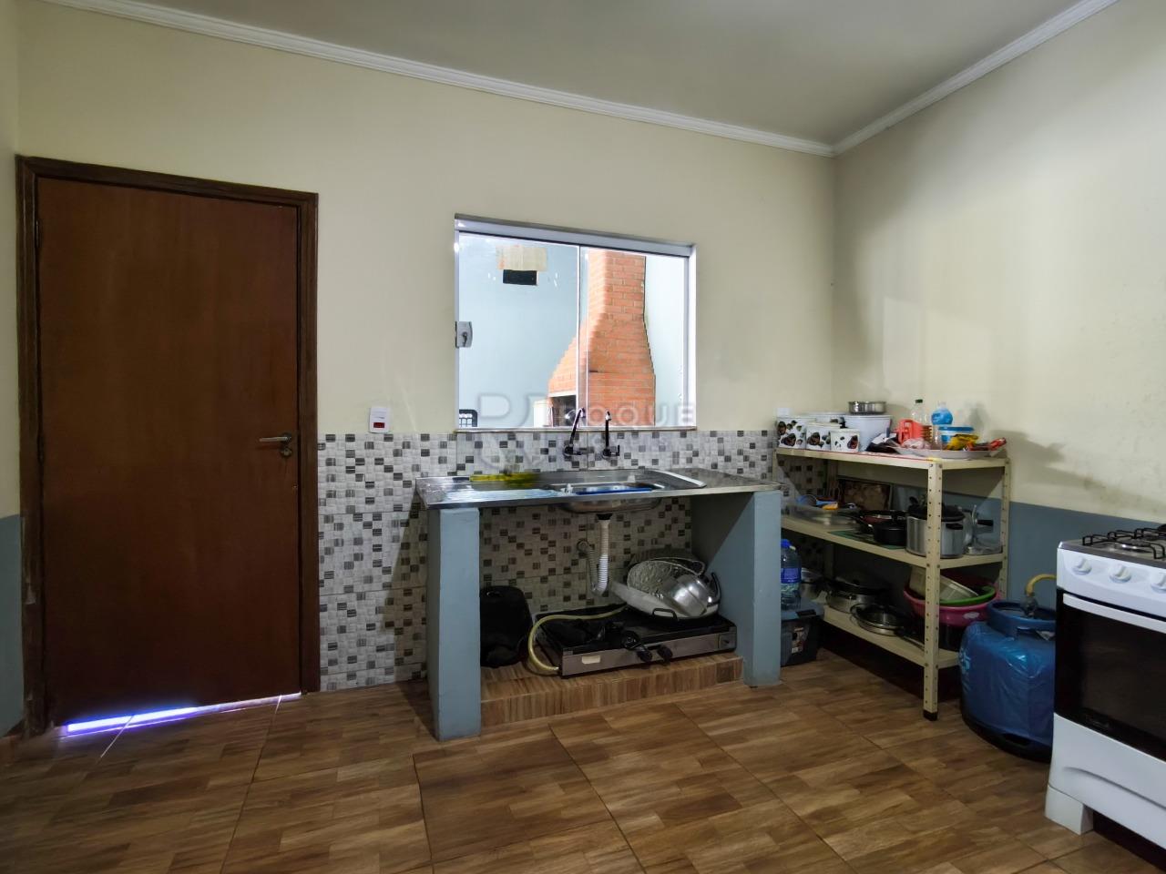 Chácara à venda no bairro Bairro dos Pires: COZINHA