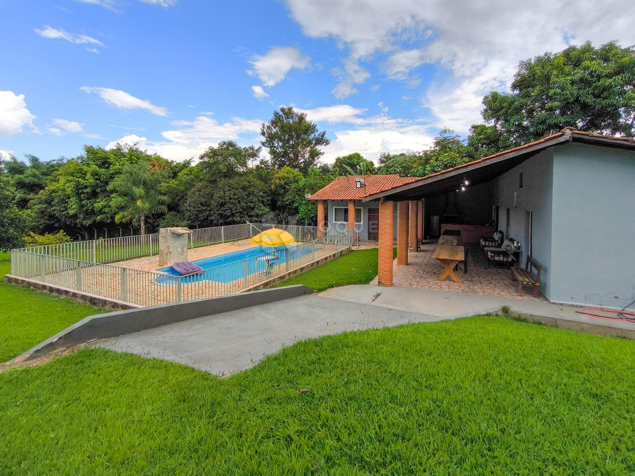 Chácara à venda no bairro Bairro dos Pires: ENTRADA