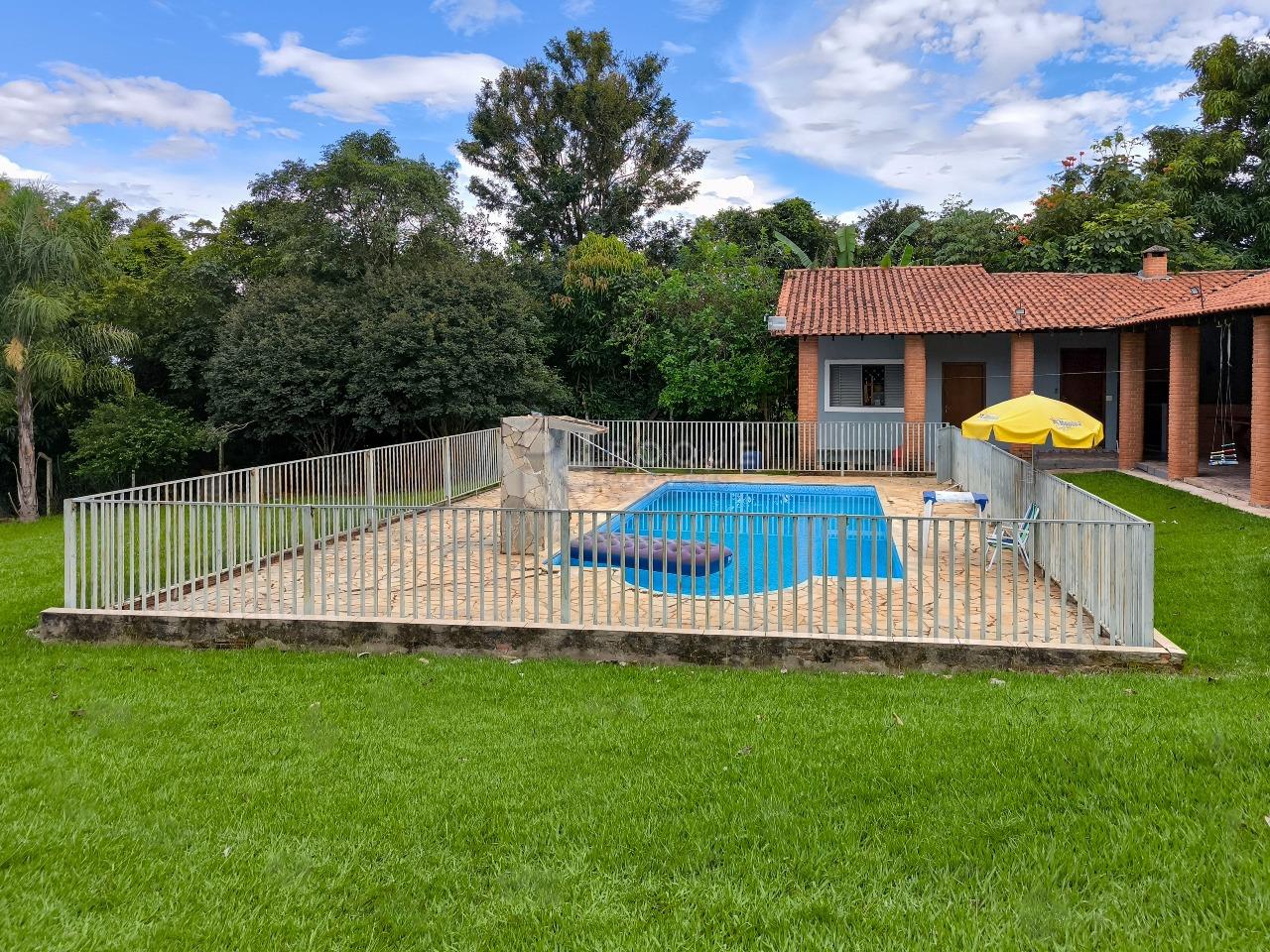 Chácara à venda no bairro Bairro dos Pires: PISCINA