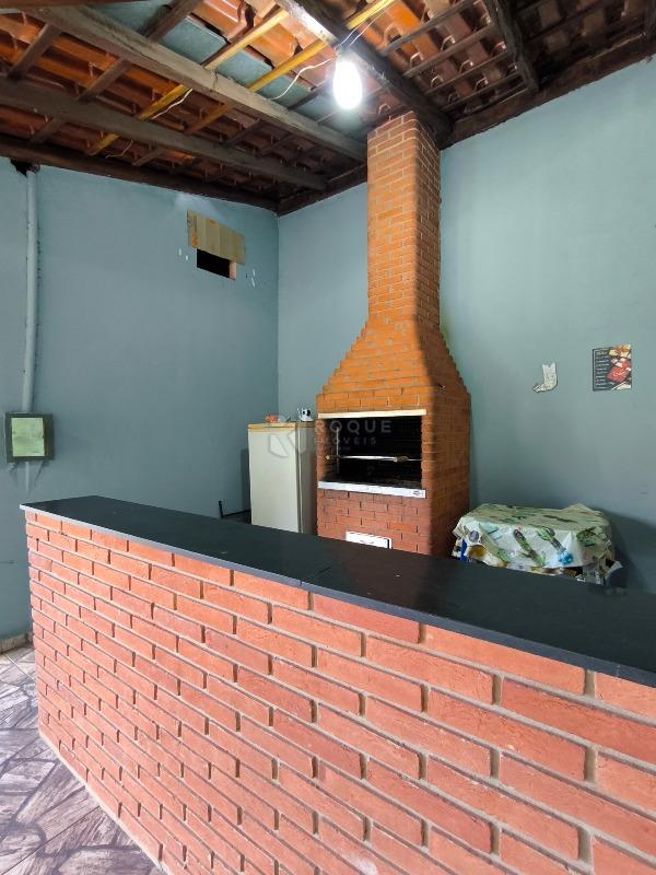 Chácara à venda no bairro Bairro dos Pires: CHURRASQUEIRA