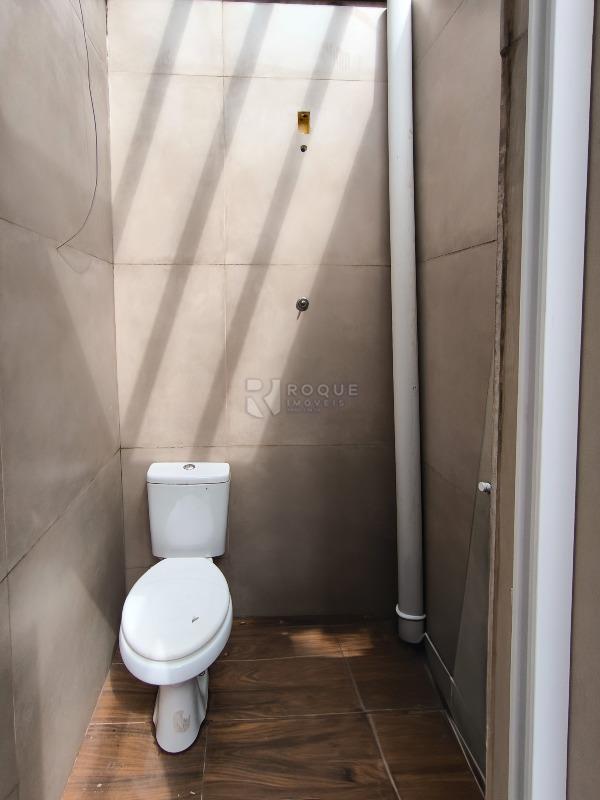 Casa Residencial à venda no bairro Jardim dos Jequitibás: BANHEIRO EXTERNO
