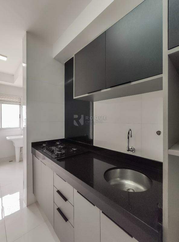 Apartamento para aluguel no bairro Chácaras Antonieta: Cozinha 