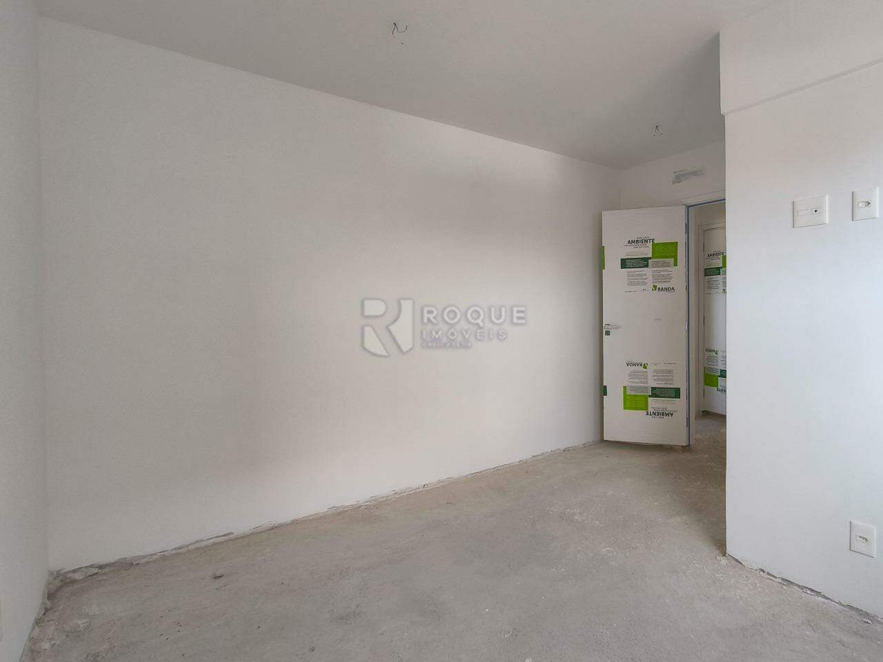 Apartamento à venda no bairro Vila Primavera: SUÍTE