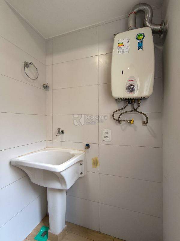 Apartamento à venda no bairro Vila Queiroz: LAVANDERIA