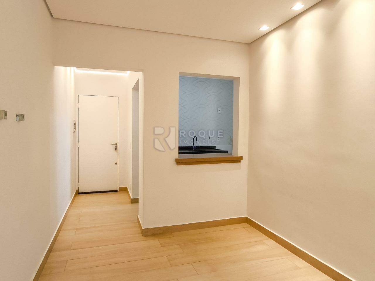 Apartamento à venda no bairro Vila Queiroz: SALA DE ESTAR