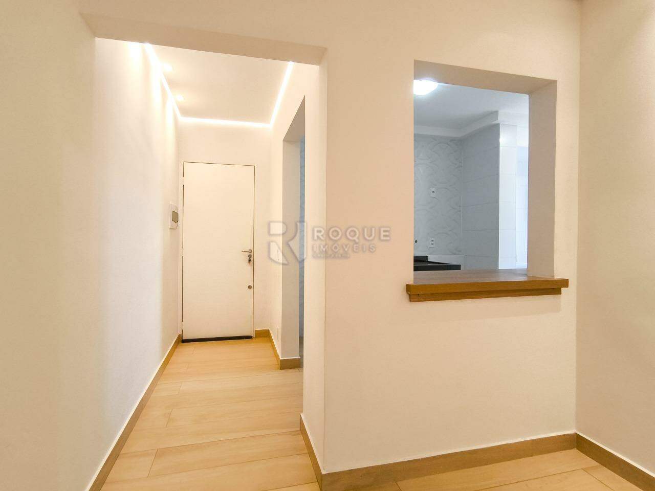 Apartamento à venda no bairro Vila Queiroz: COZINHA