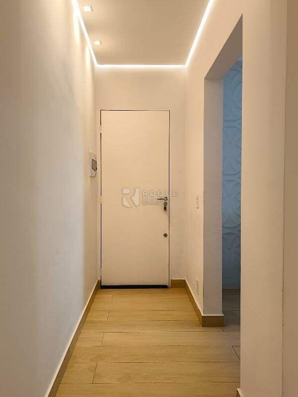 Apartamento à venda no bairro Vila Queiroz: HALL DE ENTRADA