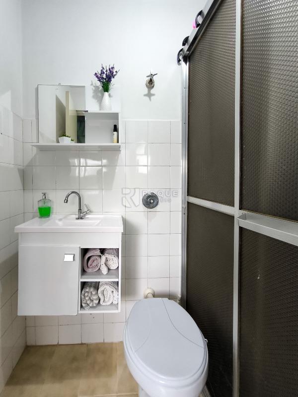 Apartamento à venda no bairro Cidade Jardim: BANHEIRO ÁREA DE SERVIÇO