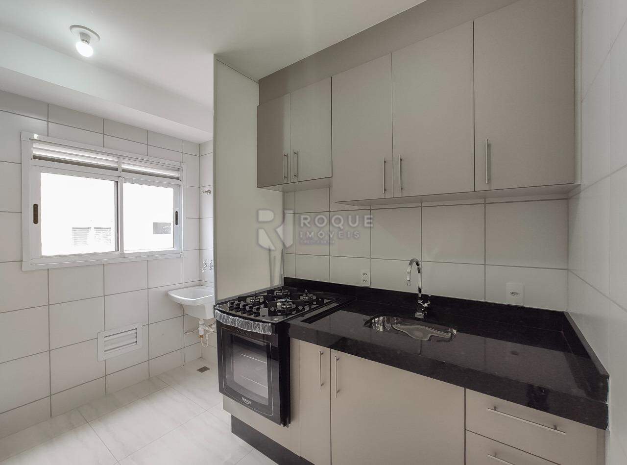 Apartamento para aluguel no bairro Residencial Rubi: Cozinha 