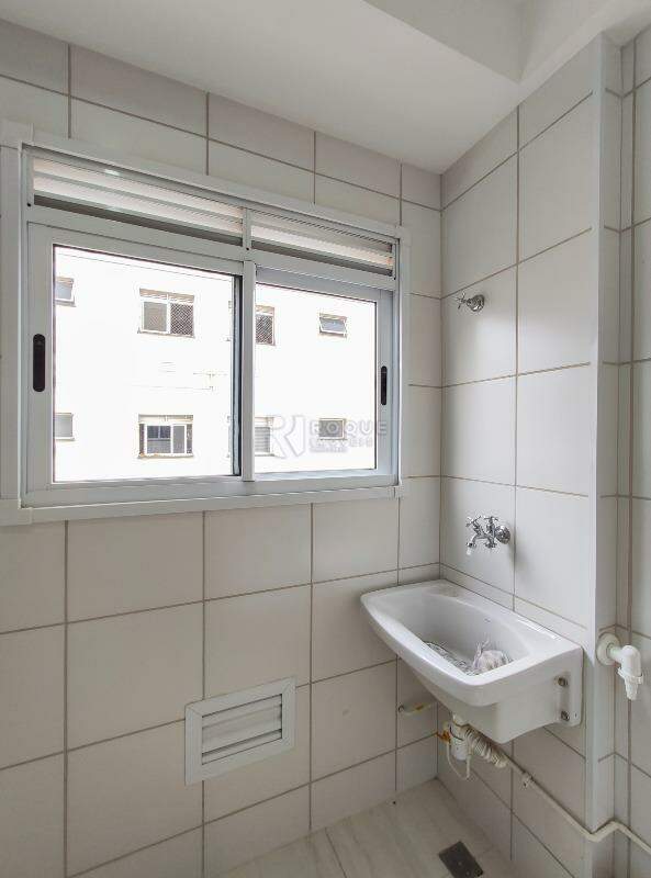 Apartamento para aluguel no bairro Residencial Rubi: Área de serviço 