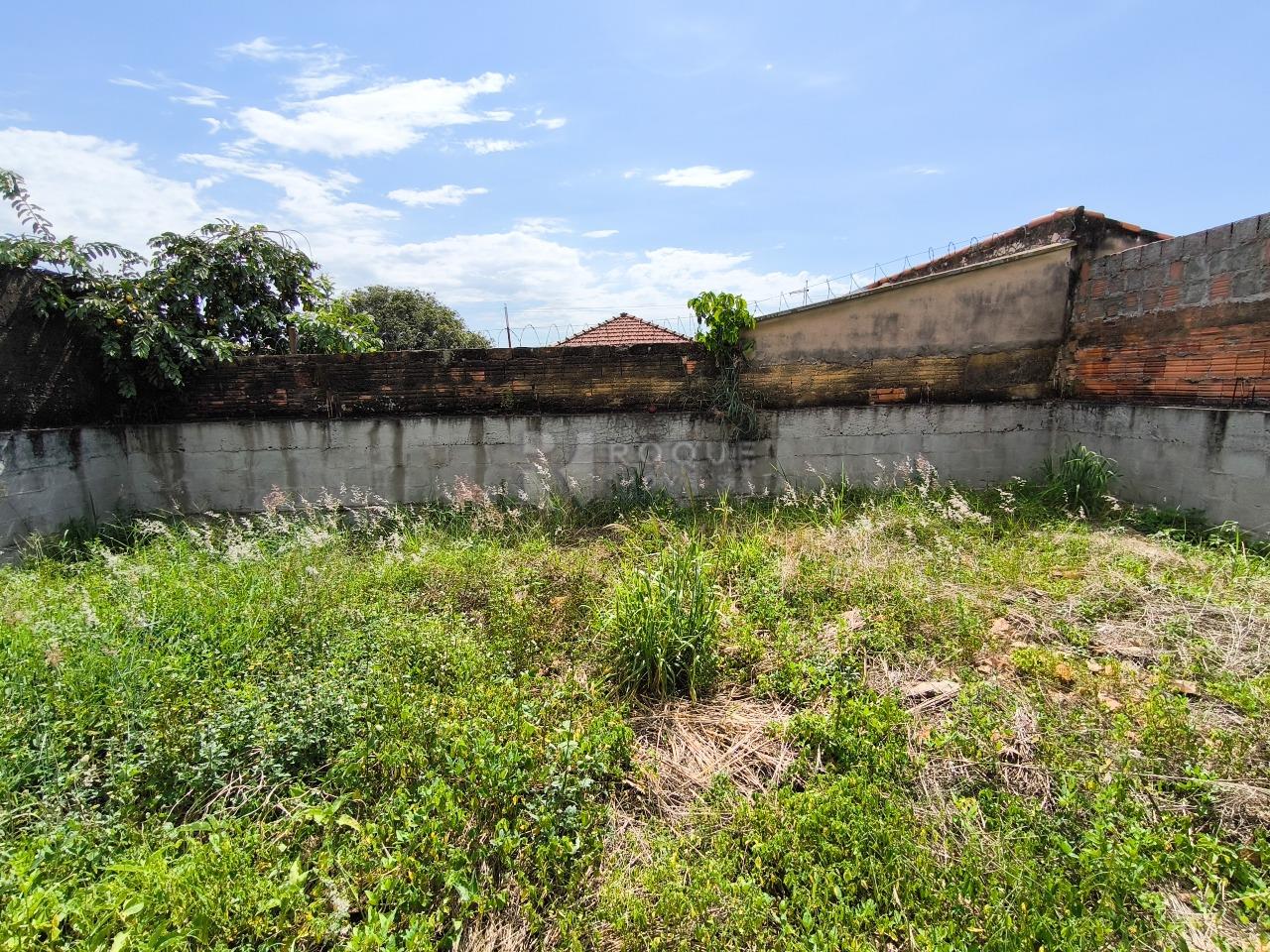 Terreno à venda no bairro Vila Paulista: INTEIRO