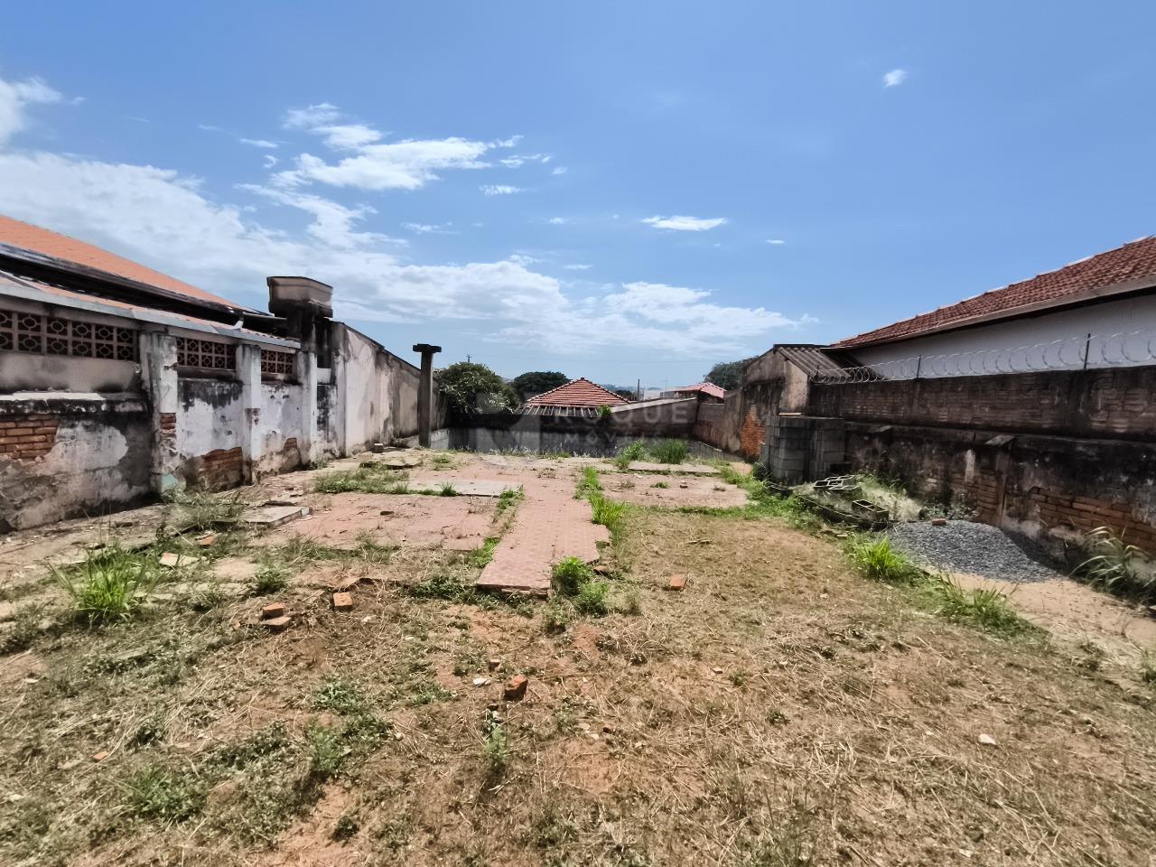 Terreno à venda no bairro Vila Paulista: INTEIRO