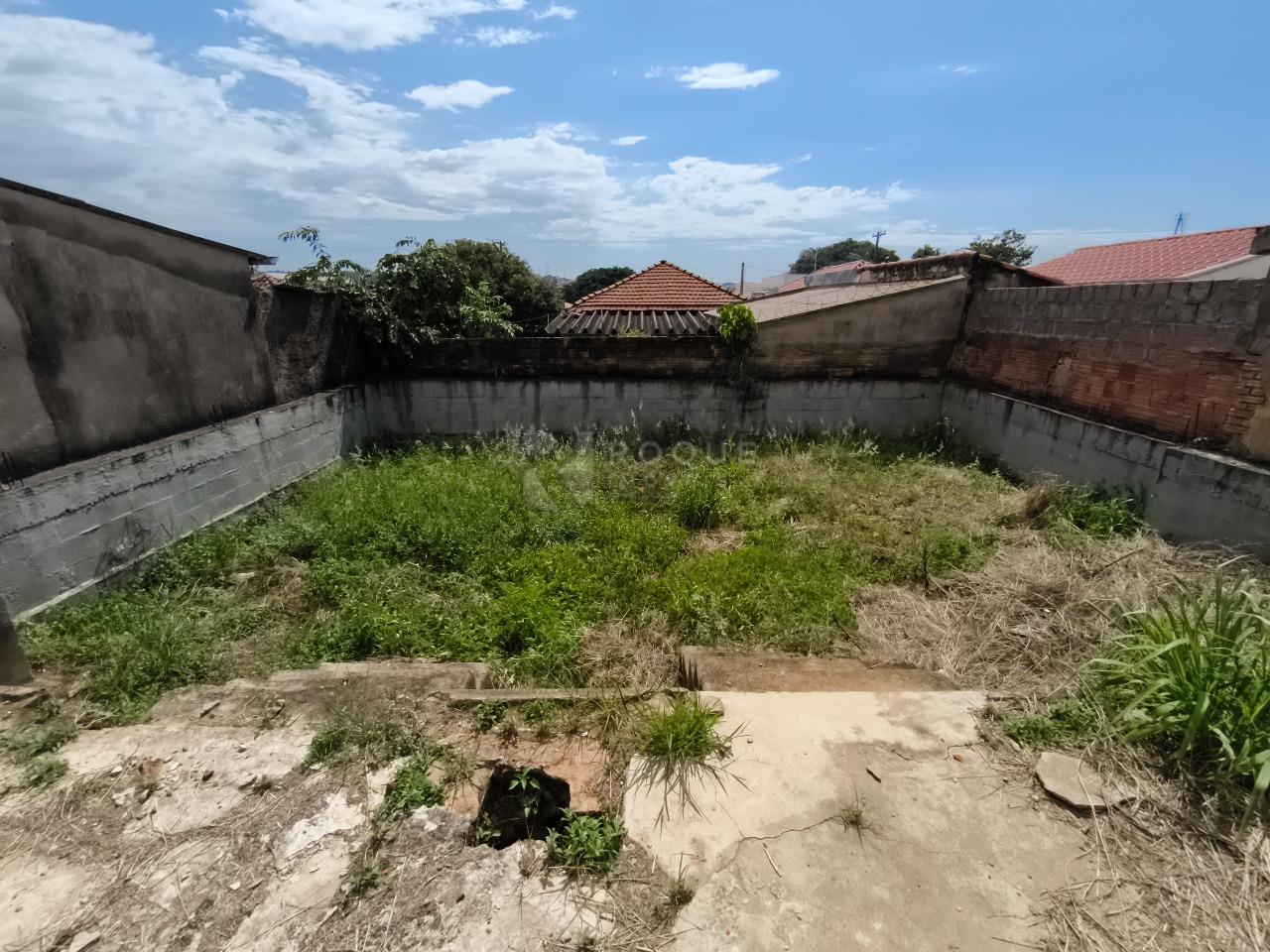 Terreno à venda no bairro Vila Paulista: INTEIRO