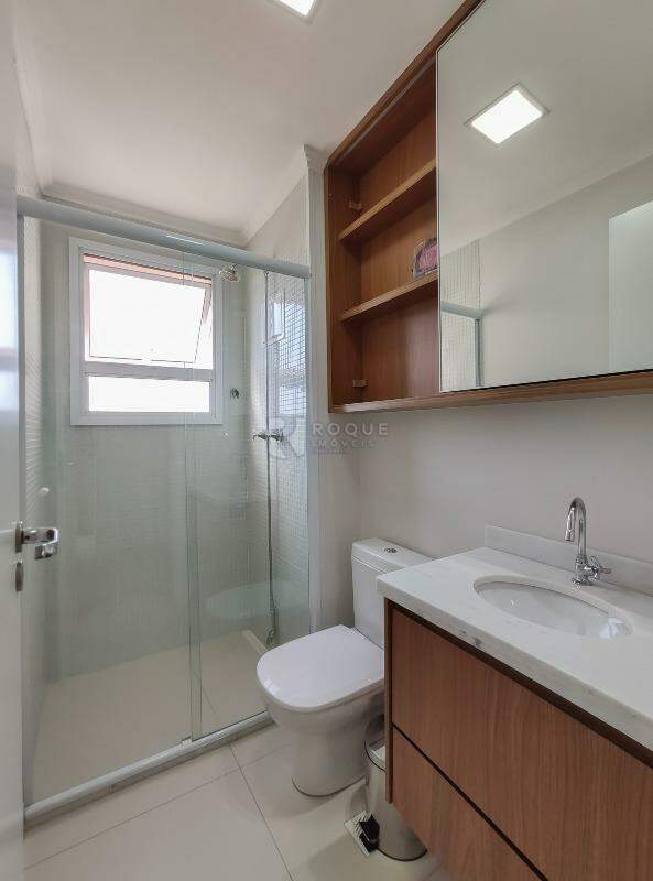 Apartamento à venda no bairro Jardim Nossa Senhora de Fátima: WC suíte 