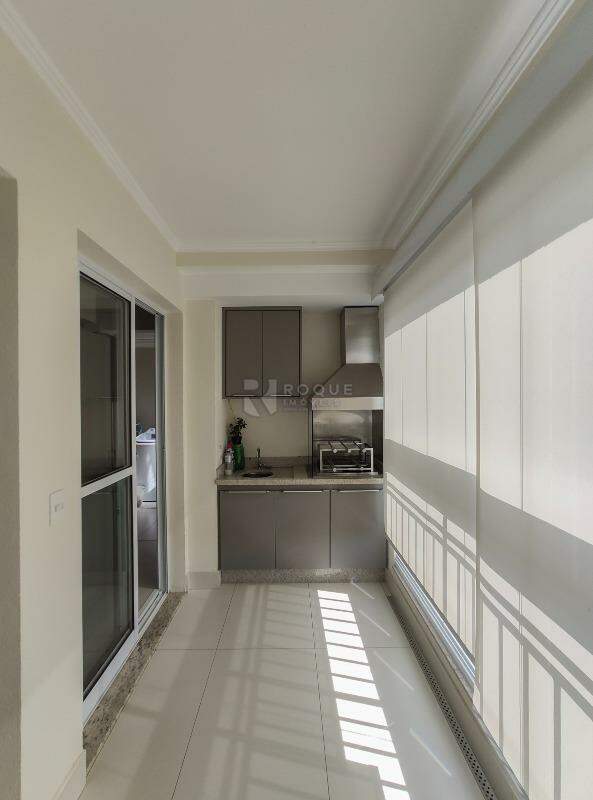 Apartamento à venda no bairro Jardim Nossa Senhora de Fátima: Sacada 