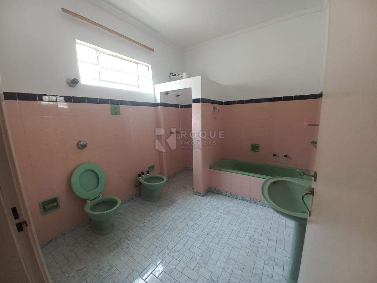 Casa Residencial à venda no bairro Centro: 