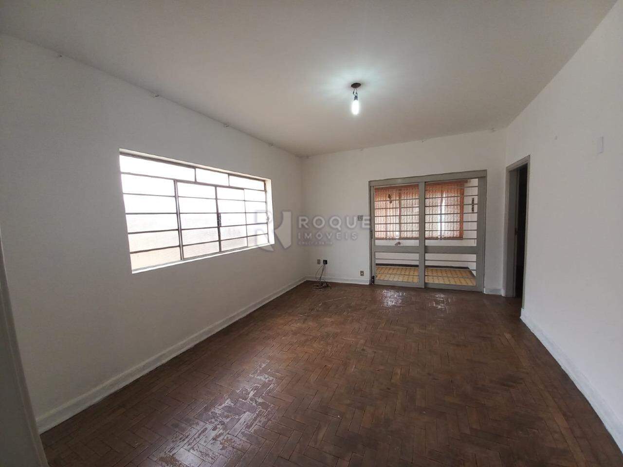 Casa Residencial à venda no bairro Centro: