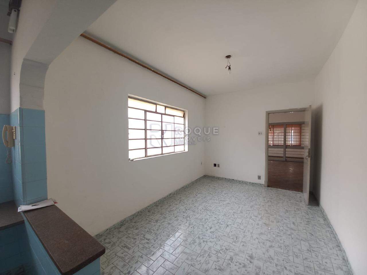 Casa Residencial à venda no bairro Centro: