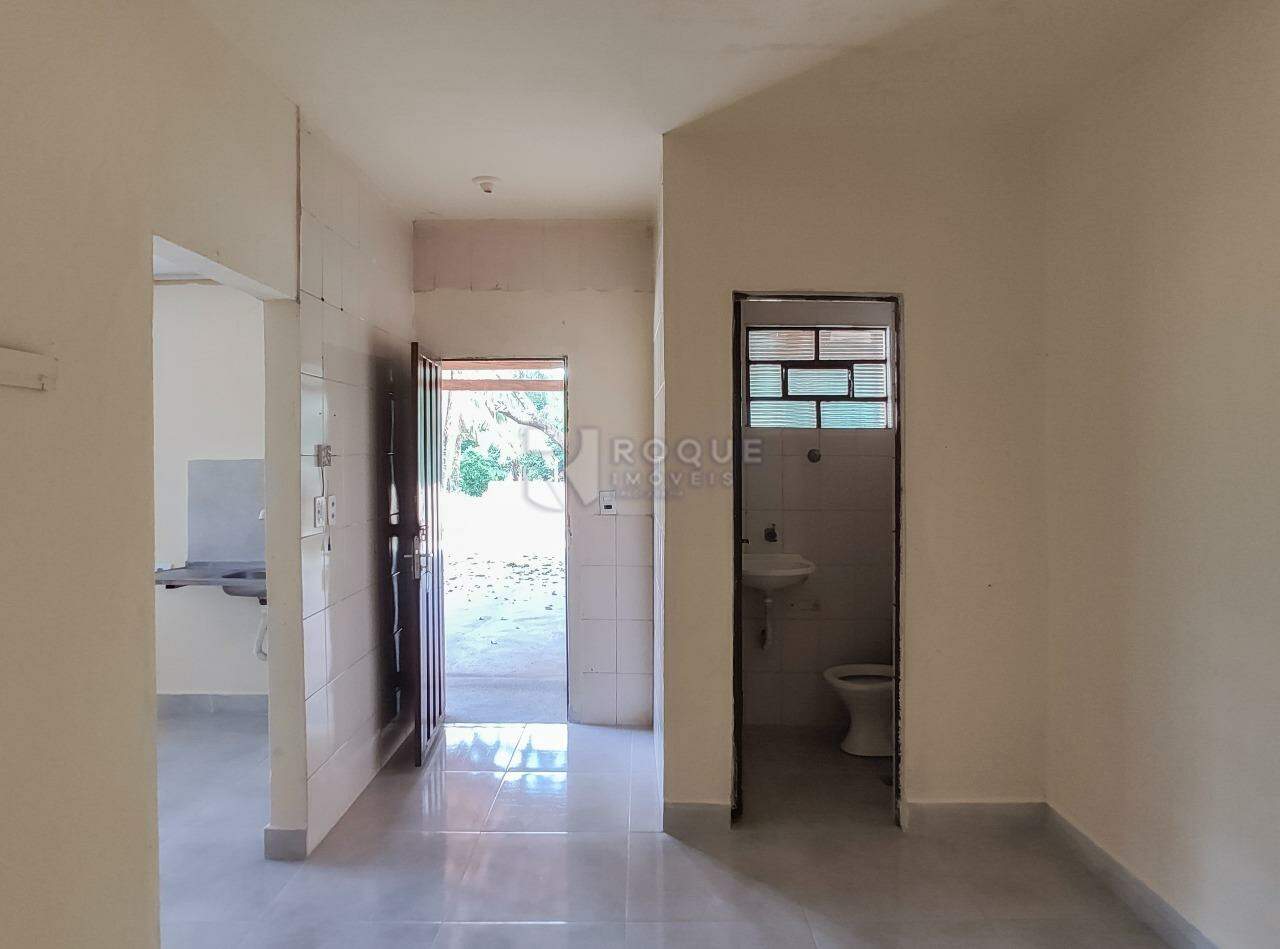 Chácara para aluguel no bairro Jardim Lagoa Nova: Sala 