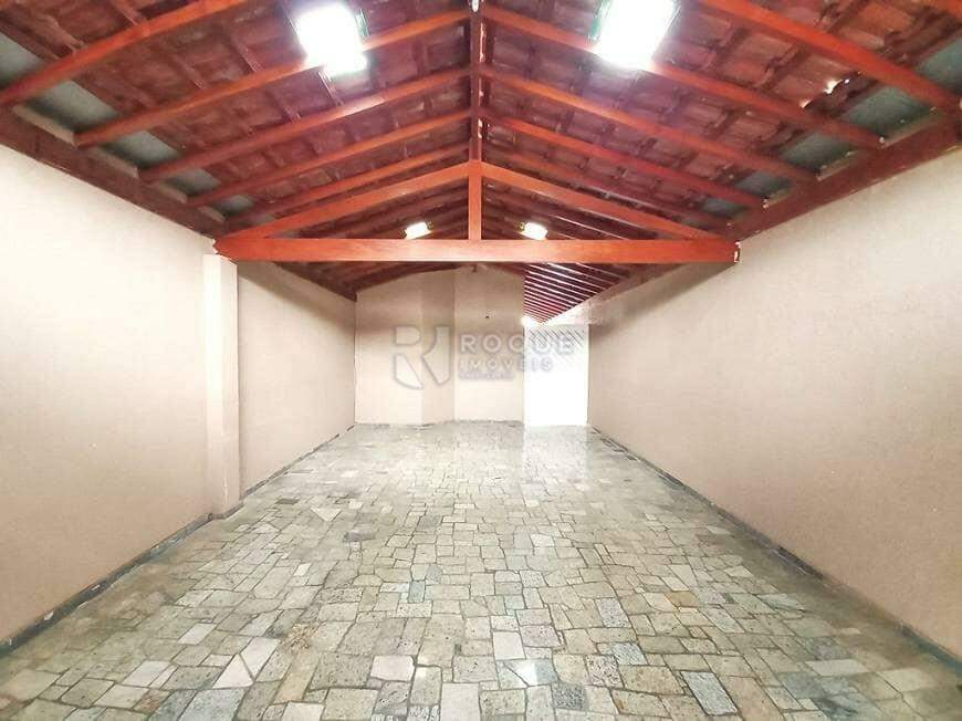 Casa Residencial à venda no bairro Vila Agostinho Francisco de Assis: Garagem